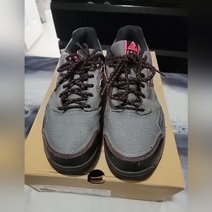 New Balance Womans PPE work shoes composite toe